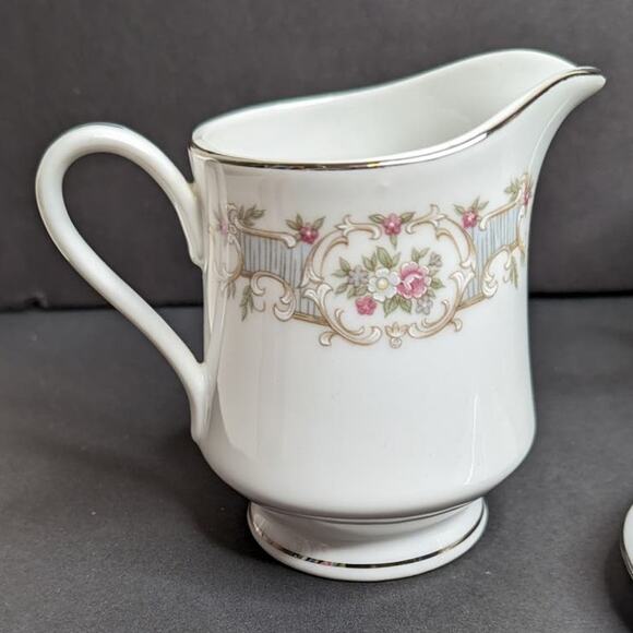Fine China Japan Roquefort Creamer Sugar Set Silver Trim Floral Pattern - Picture 5 of 9